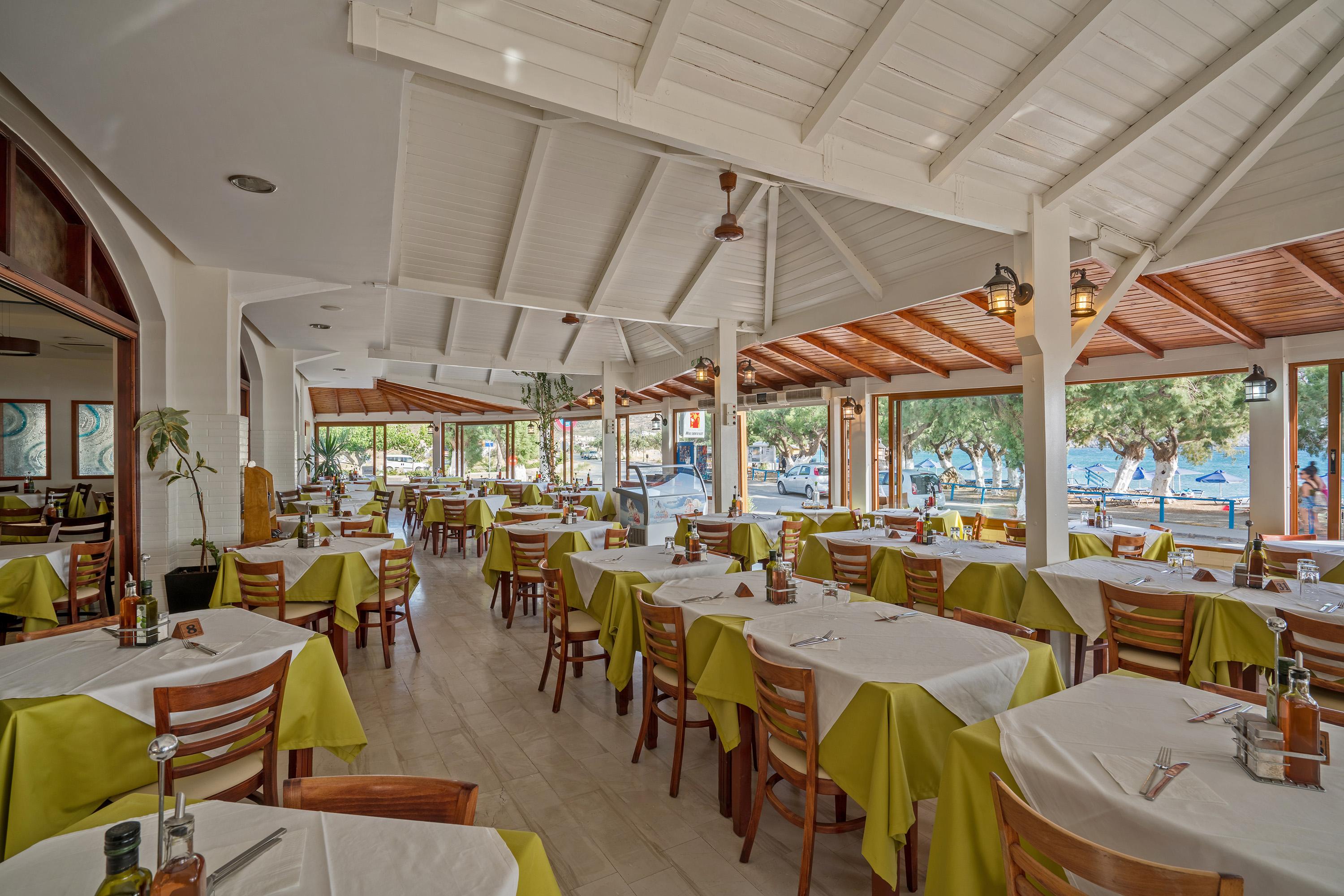 Alianthos Beach Hotel Плакиас Екстериор снимка
