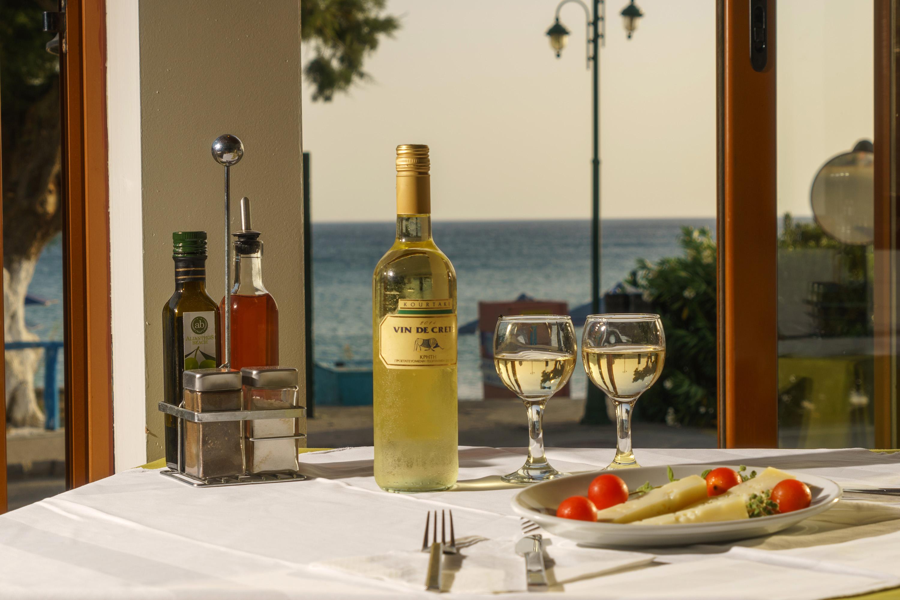 Alianthos Beach Hotel Плакиас Екстериор снимка