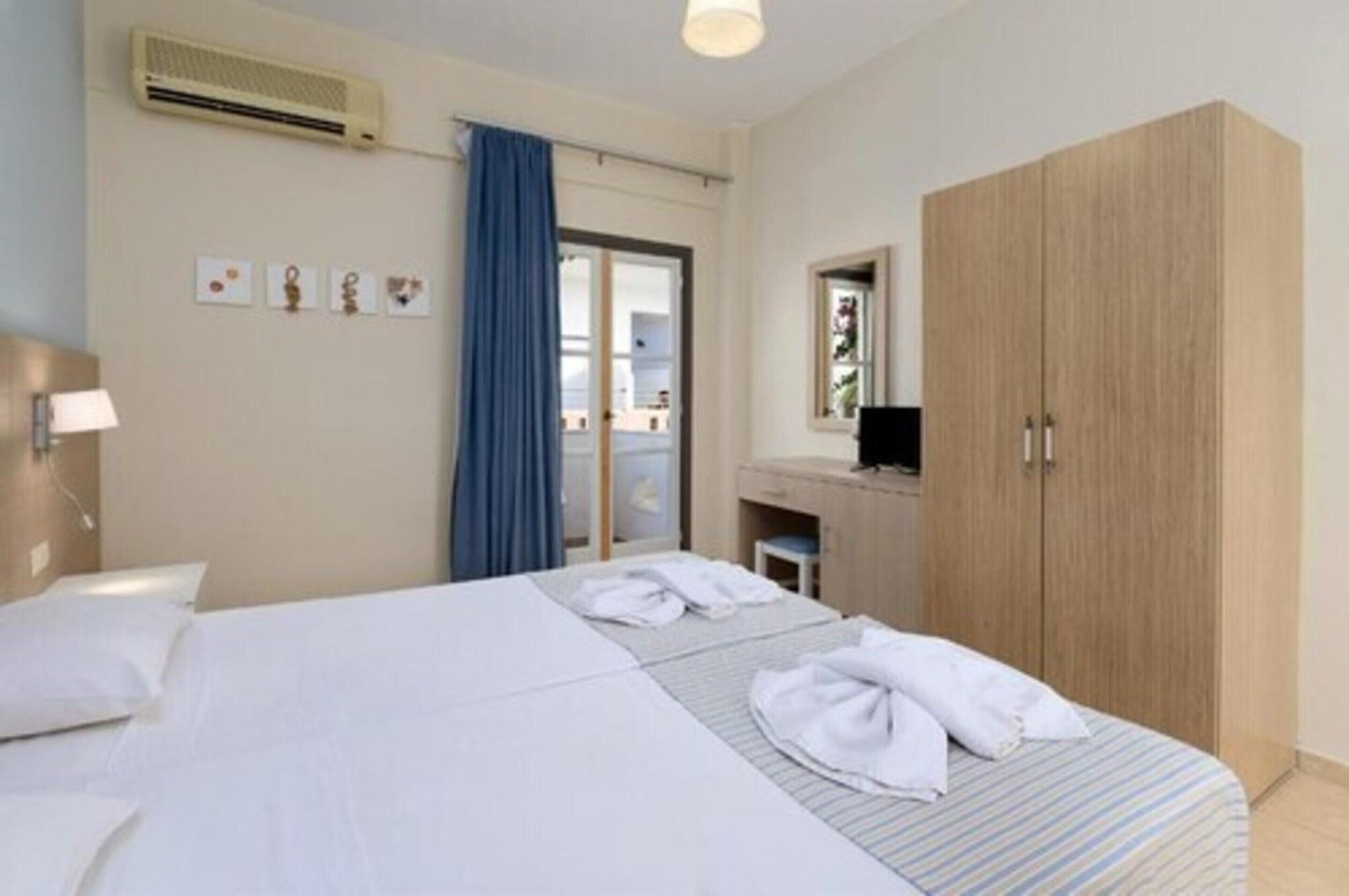 Alianthos Beach Hotel Плакиас Екстериор снимка